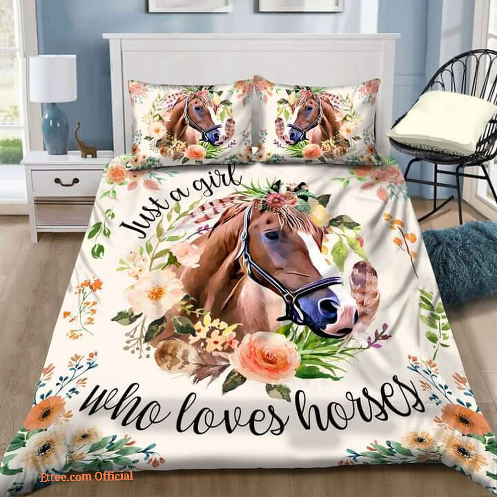 To My Mom Rose Throw Fleece Blanket Gift From Daughter Christmas Birthday Blanket To My Mom Rose Throw Fleece Blanket Gift From Daughter Christmas Birthday Blanket - Ettee - Birthday