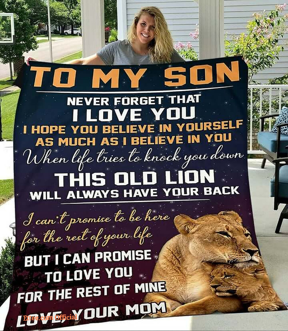 To My Mom Rose Throw Fleece Blanket Gift From Daughter Christmas Birthday Blanket To My Mom Rose Throw Fleece Blanket Gift From Daughter Christmas Birthday Blanket - Ettee - Birthday
