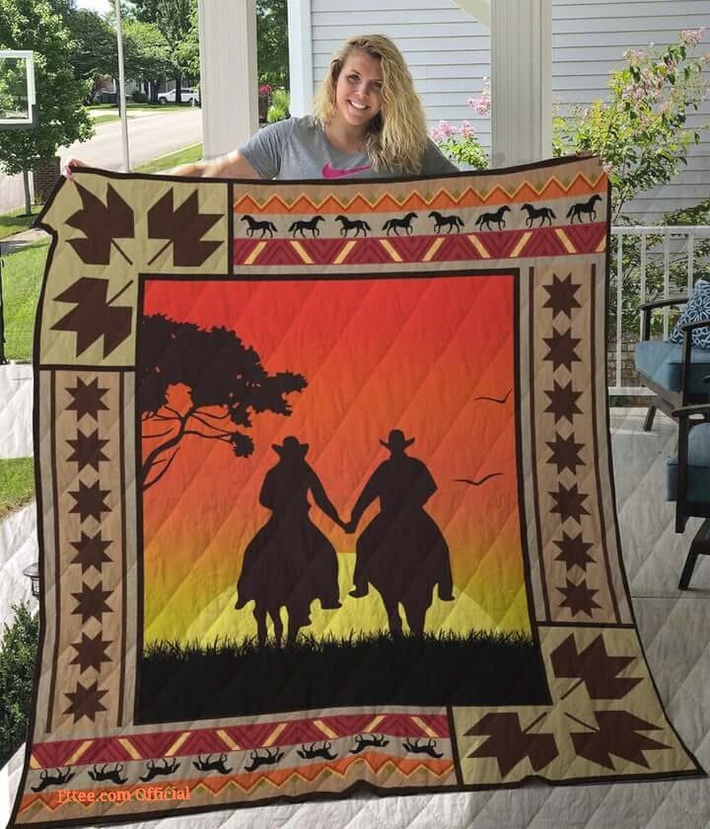 To My Mom Rose Throw Fleece Blanket Gift From Daughter Christmas Birthday Blanket To My Mom Rose Throw Fleece Blanket Gift From Daughter Christmas Birthday Blanket - Ettee - Birthday