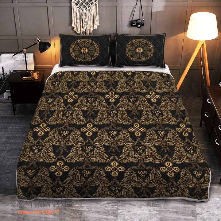 Triple Horn Of Odin - Viking Quilt Bedding Set