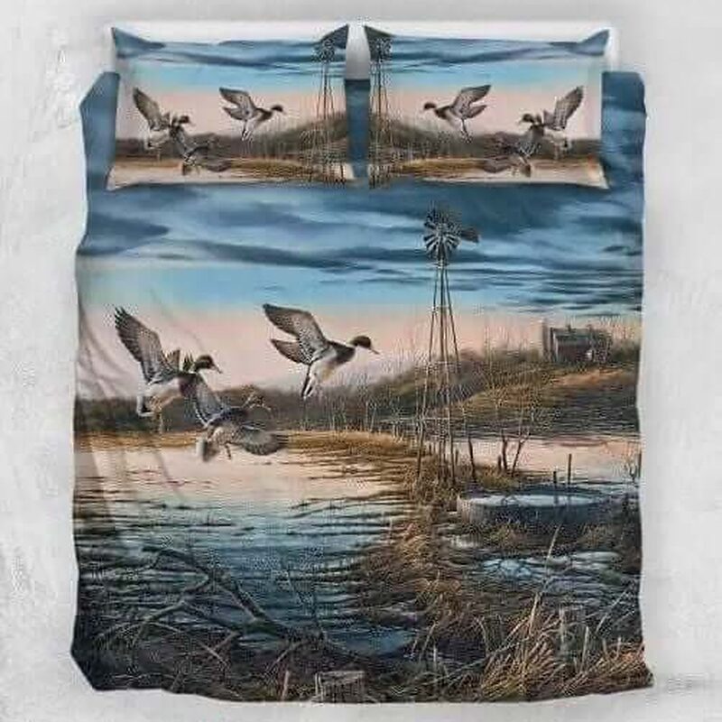 Hunting Duck Bedding Set. Luxurious Smooth And Durable. Lightweight And Smooth Comfort - King - Ettee