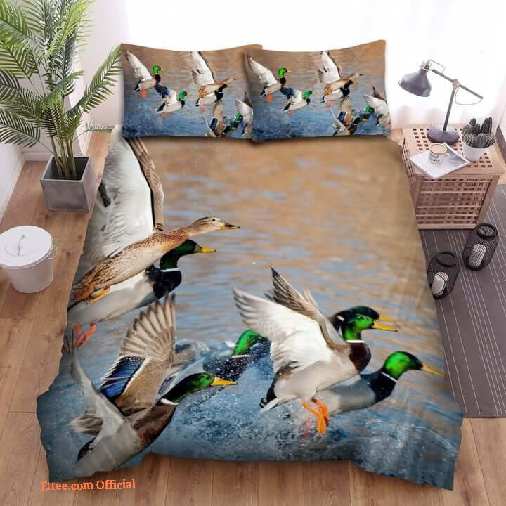 Hunting.Flying Ducks From The River Bed Sheets Spread Bedding Sets