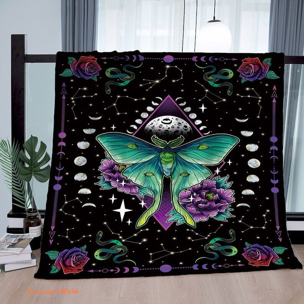 To My Mom Rose Throw Fleece Blanket Gift From Daughter Christmas Birthday Blanket To My Mom Rose Throw Fleece Blanket Gift From Daughter Christmas Birthday Blanket - Ettee - Birthday
