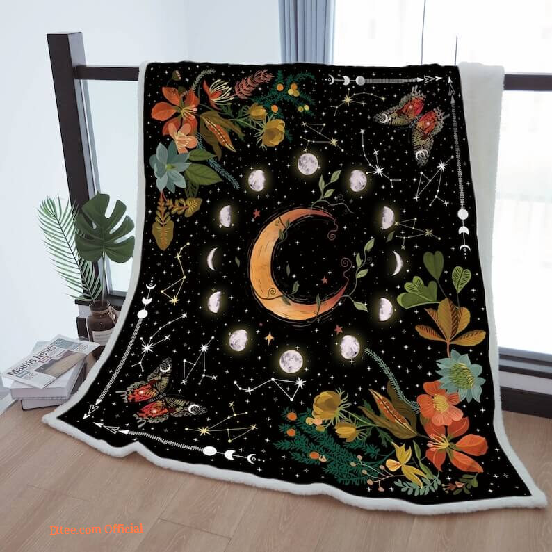 Sherpa Blanket with Moon Phase and Butterfly Wreath Design - Cozy Throw for Mom, Grandma, Grandpa - Starry Sky Pattern - Ideal Gift