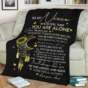 To My Niece never feel that... Fleece Quilt Blanket - Super King - Ettee