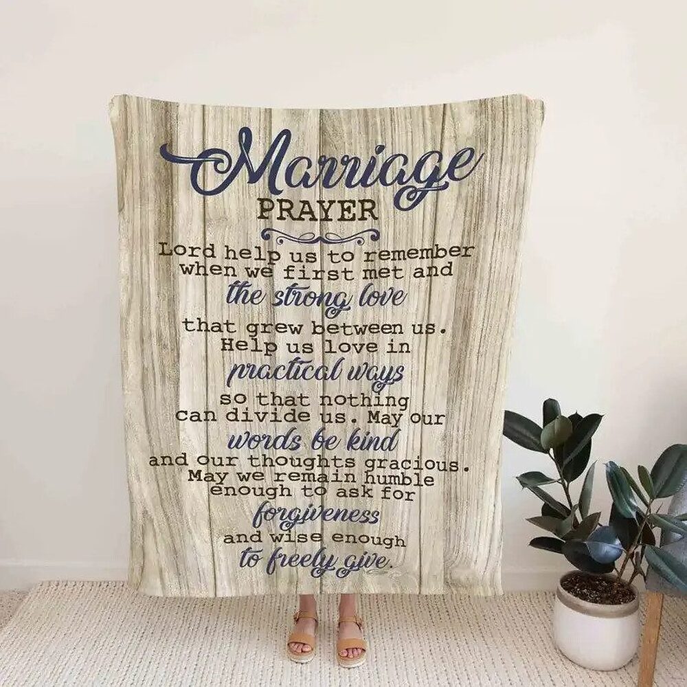 To My Mom Rose Throw Fleece Blanket Gift From Daughter Christmas Birthday Blanket To My Mom Rose Throw Fleece Blanket Gift From Daughter Christmas Birthday Blanket - Ettee - Birthday