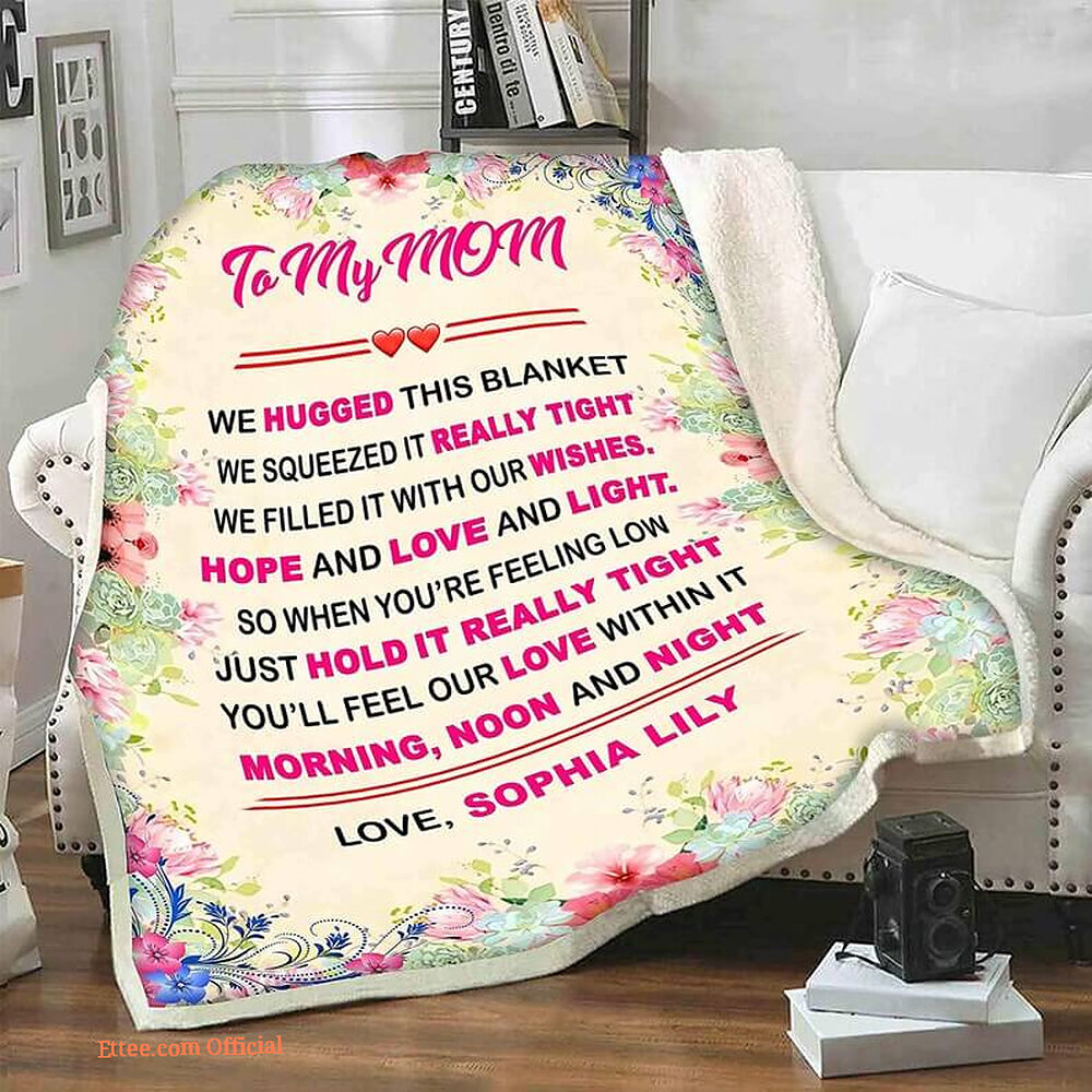 To My Mom Rose Throw Fleece Blanket Gift From Daughter Christmas Birthday Blanket To My Mom Rose Throw Fleece Blanket Gift From Daughter Christmas Birthday Blanket - Ettee - Birthday