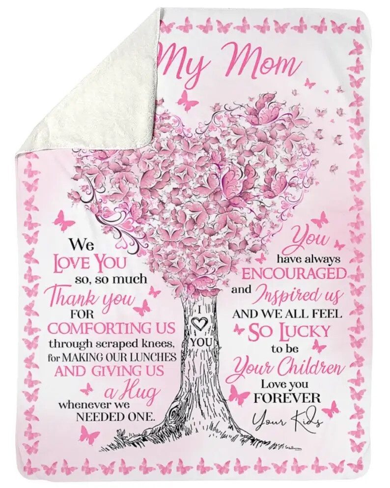 To My Mom We Love You So Much Quilt Blankets