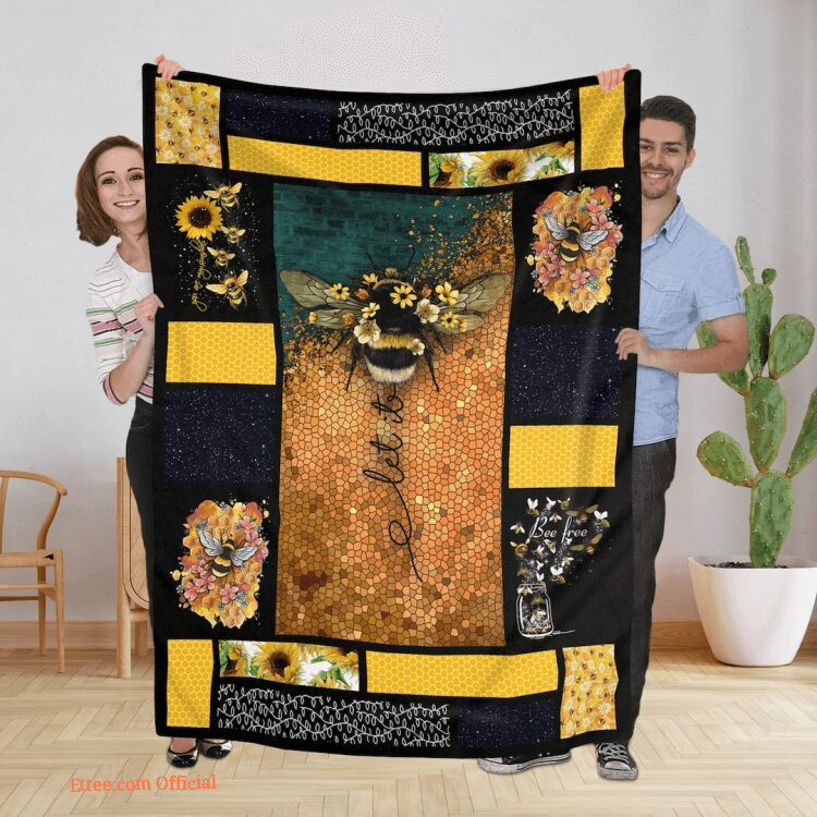 Let It Bee Fleece Quilt Blanket. Lightweight And Smooth Comfort