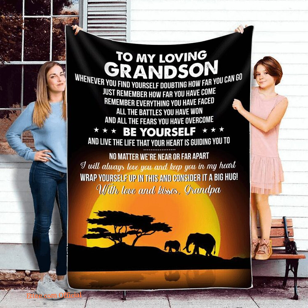 To My Mom Rose Throw Fleece Blanket Gift From Daughter Christmas Birthday Blanket To My Mom Rose Throw Fleece Blanket Gift From Daughter Christmas Birthday Blanket - Ettee - Birthday