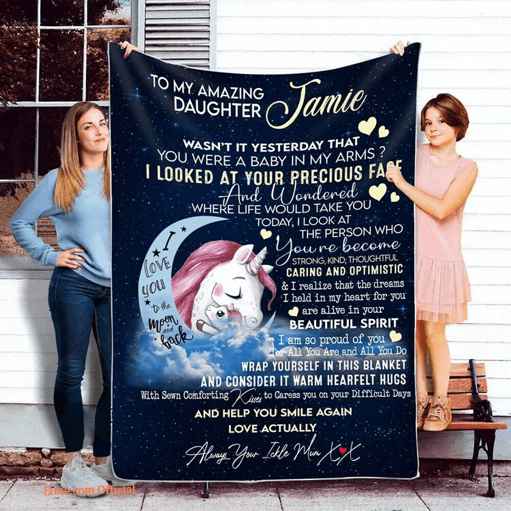 To My Mom Rose Throw Fleece Blanket Gift From Daughter Christmas Birthday Blanket To My Mom Rose Throw Fleece Blanket Gift From Daughter Christmas Birthday Blanket - Ettee - Birthday