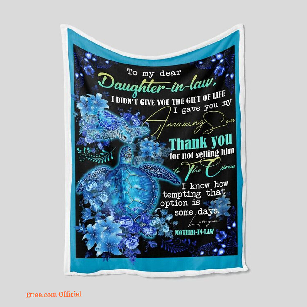 To My Mom Rose Throw Fleece Blanket Gift From Daughter Christmas Birthday Blanket To My Mom Rose Throw Fleece Blanket Gift From Daughter Christmas Birthday Blanket - Ettee - Birthday