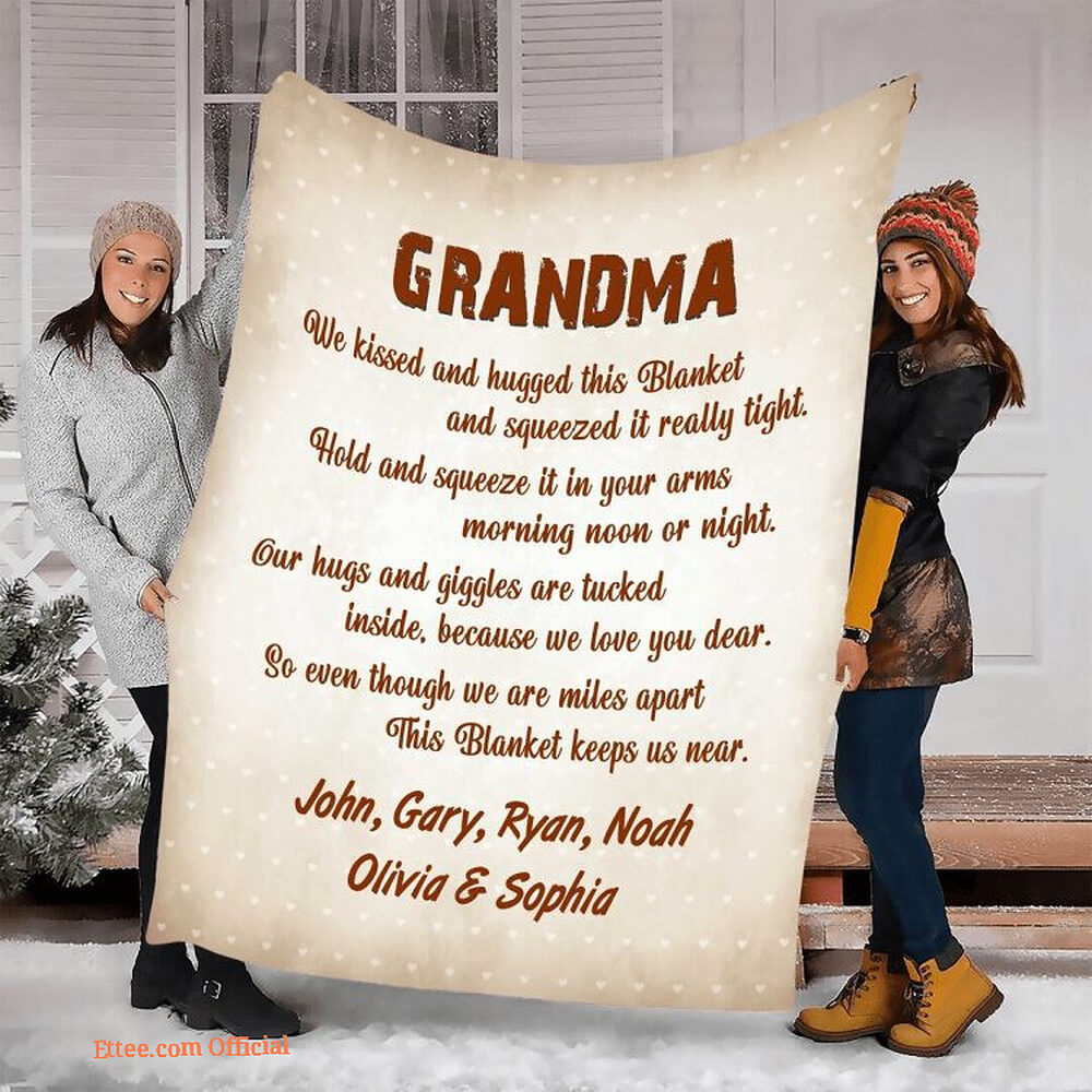 To My Mom Rose Throw Fleece Blanket Gift From Daughter Christmas Birthday Blanket To My Mom Rose Throw Fleece Blanket Gift From Daughter Christmas Birthday Blanket - Ettee - Birthday