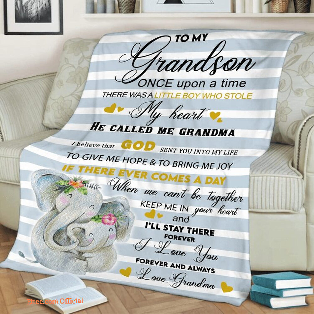 To My Mom Rose Throw Fleece Blanket Gift From Daughter Christmas Birthday Blanket To My Mom Rose Throw Fleece Blanket Gift From Daughter Christmas Birthday Blanket - Ettee - Birthday