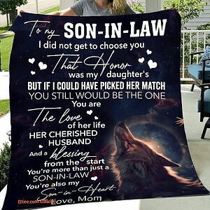 To My Son In Law I Did Not Get To Choose You Wolf Mom Quilt Fleece Blanket Gift - Super King - Ettee