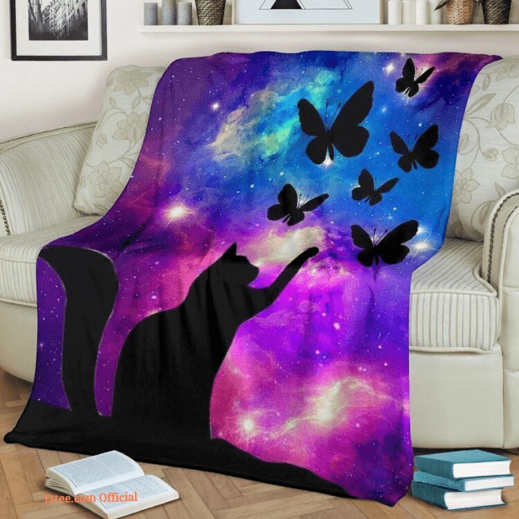 Cat Butterfly Quilt Blanket. Light And Durable. Soft To Touch. Foldable And Compact
