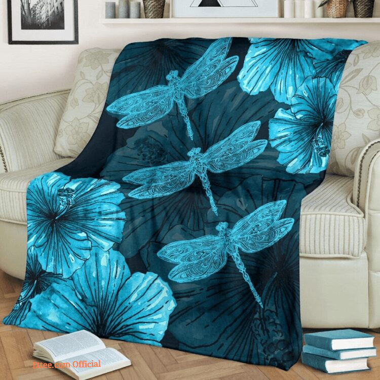 Dragonfly Hibiscus Quilt Blanket. Light And Durable. Soft To Touch