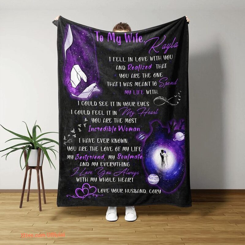 To My Wife Quilt Blanket Holding Of Hand. Foldable And Compact - Super King - Ettee