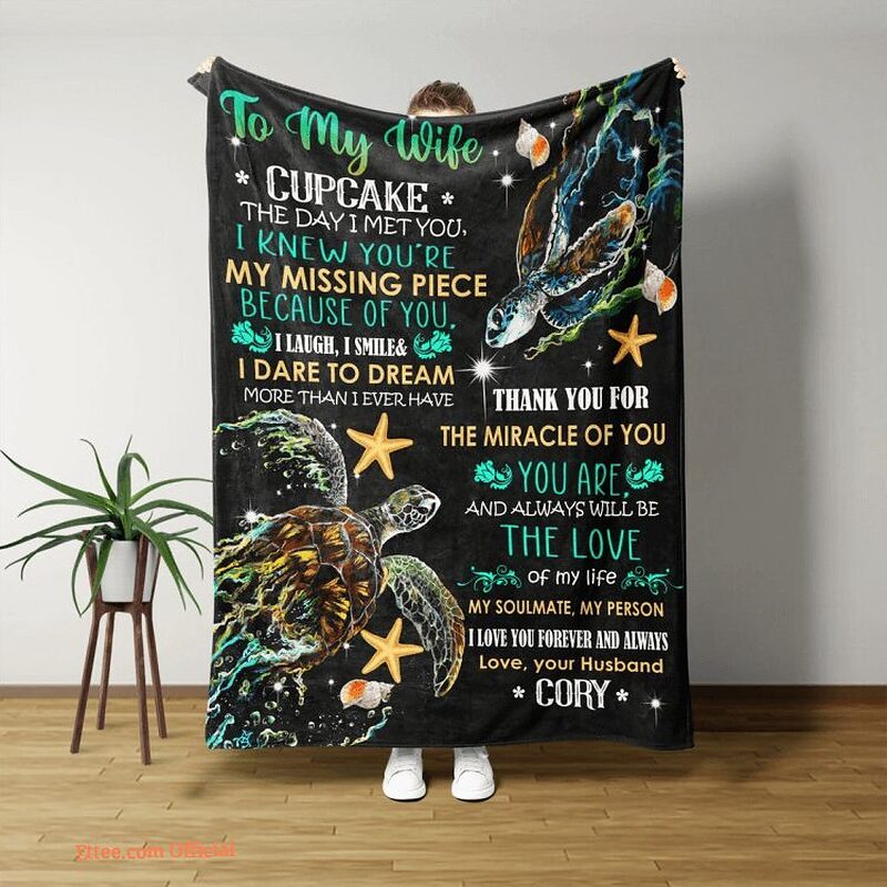 Valentine To My Wife Sea Turtle Quilt Blanket. Lightweight And Smooth Comfort - Super King - Ettee
