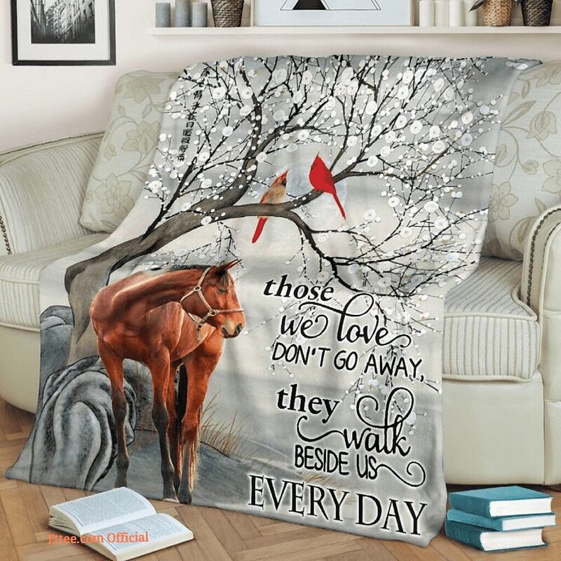 Horse Cardinal Quilt Blanket. Light And Durable. Soft To Touch - Super King - Ettee