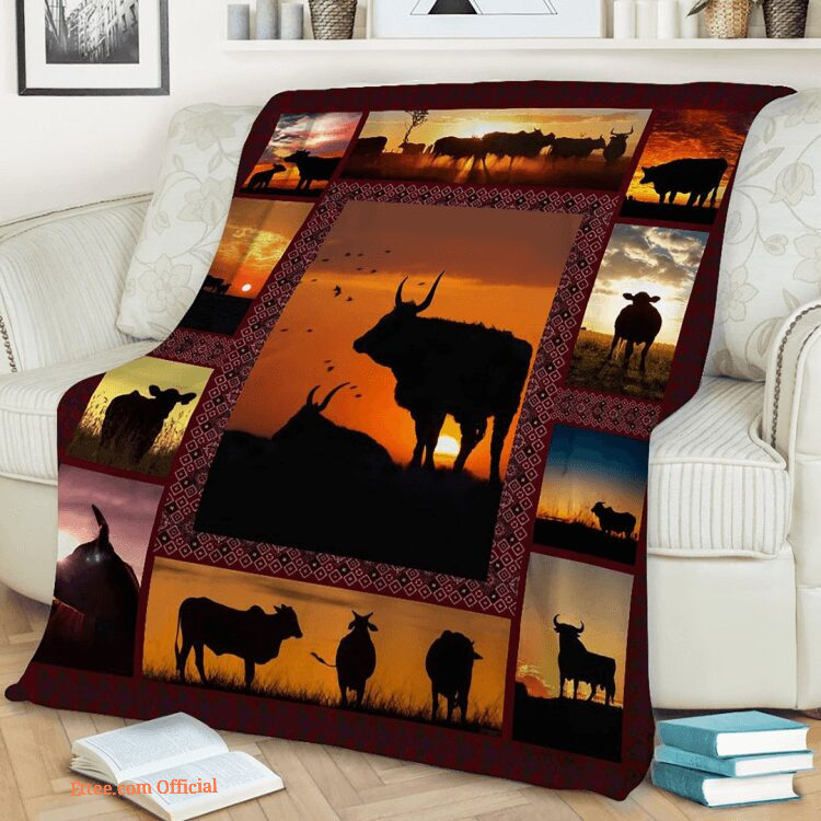 3D Cow And Sunset Quilt Blanket. Light And Durable. Soft To Touch