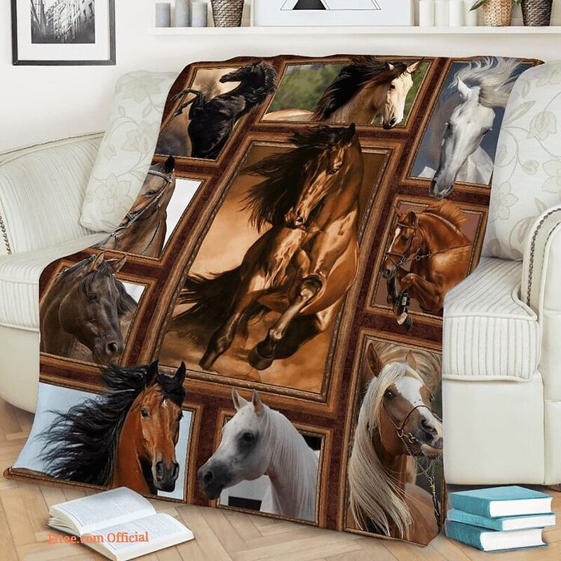 Horse Strength Quilt Blanket. Lightweight And Smooth Comfort - Super King - Ettee