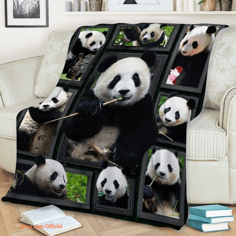 Panda Beauty Quilt Blanket. Lightweight And Smooth Comfort