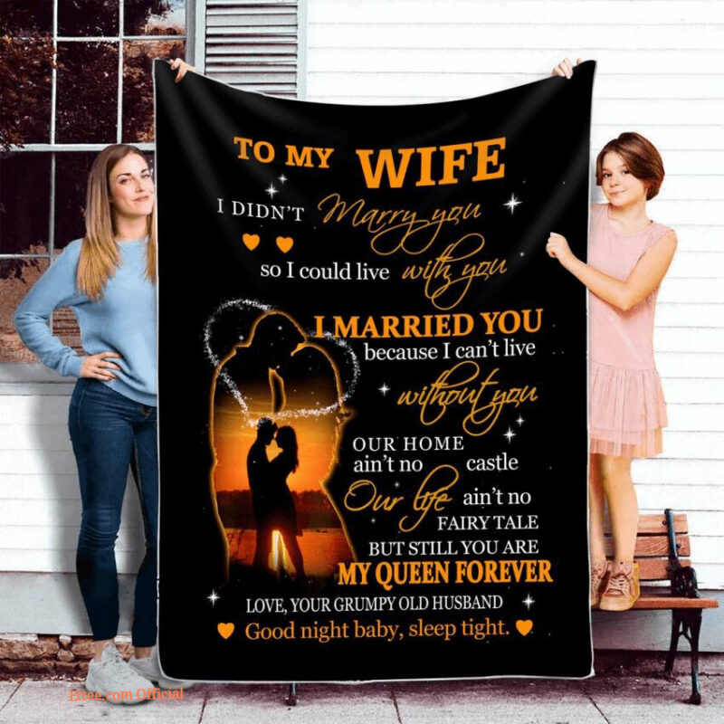To My Wife Quilt Blanket For Valentine's Day. Foldable And Compact