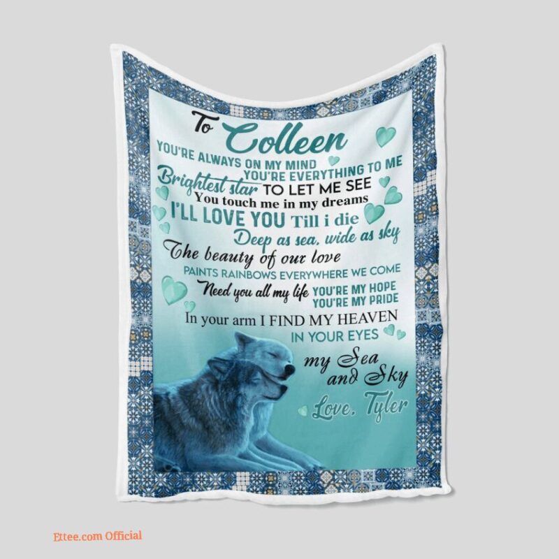 I Love You Wolves Quilt Blanket Gift For Valentine's Day. Foldable And Compact