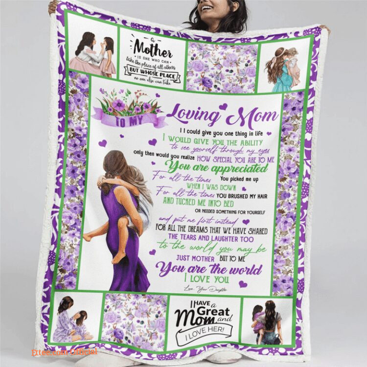 To My Loving Mom You Are The World Purple Flower Quilt Blanket