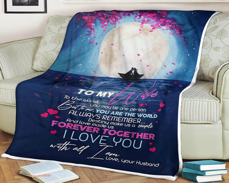 Romantic Moon Couples Quilt Blanket To My Wife. Foldable And Compact