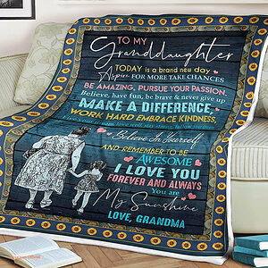Family Quilt Blanket To My Granddaughter Never Give Up. Foldable And Compact - Super King - Ettee