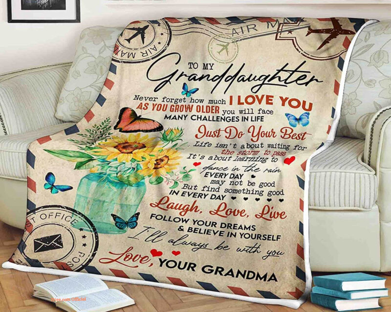 Sunflower Quilt Blanket for Granddaughter - Lightweight, Soft, and Durable