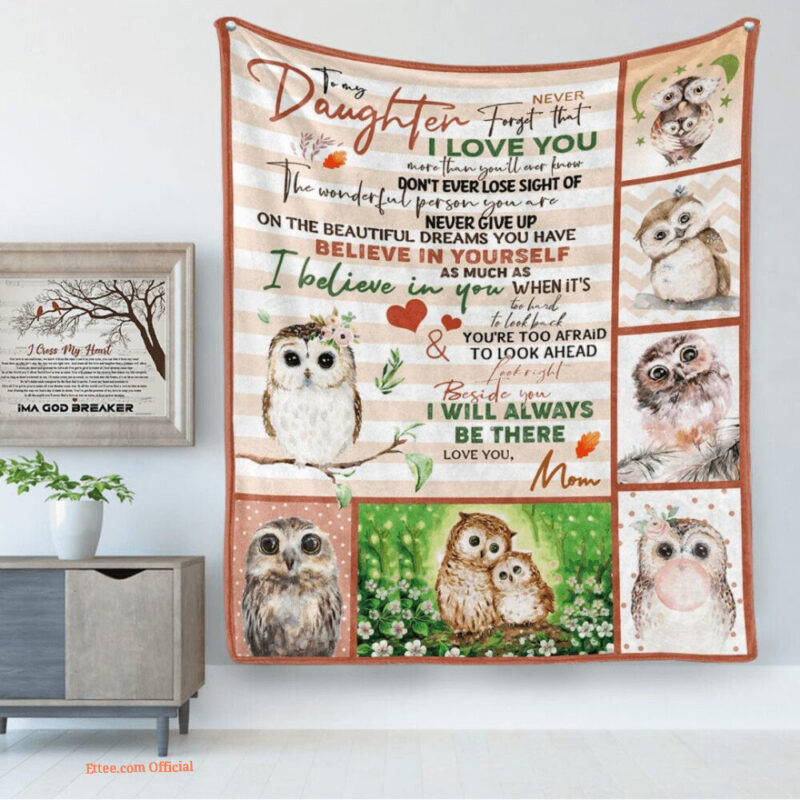 To My Daughter Mom Owl Quilt Blanket Cute Owl Animal. Foldable And Compact