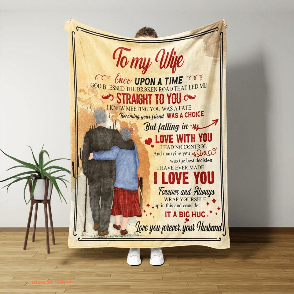 To My Wife Quilt Blanket Old Couple Gift For Valentine. Foldable And Compact To My Wife Quilt Blanket Old Couple Gift For Valentine. Foldable And Compact - Ettee - Compact Quilt Blanket