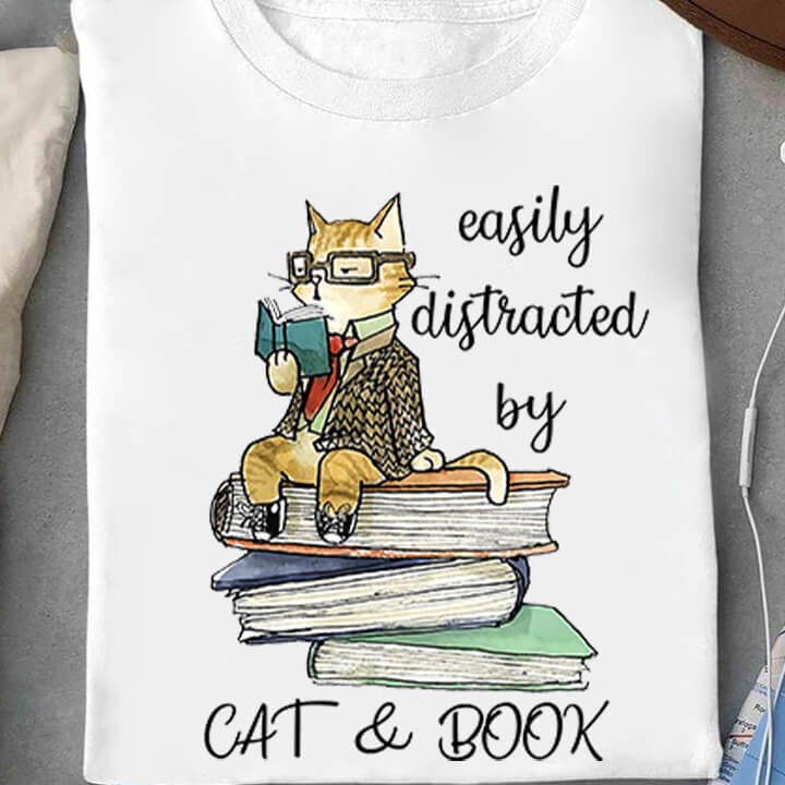 Easily Distracted By Cats And Books